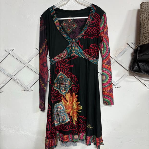 Desigual 오리엔탈 미디 v-neck ops