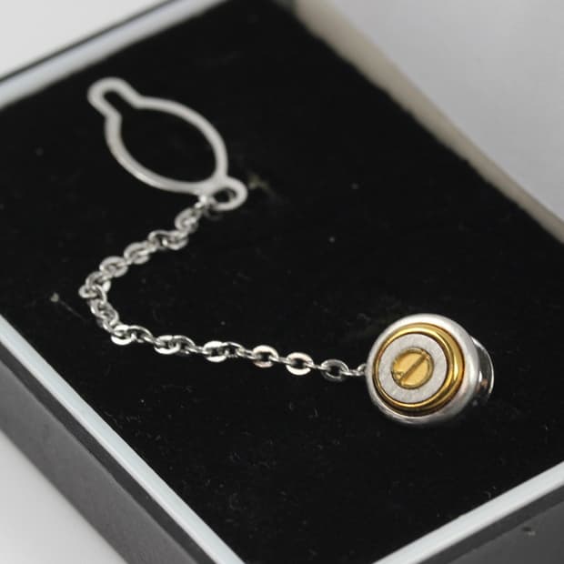 던힐 A-등급 남자 명품 뱃지 핀 포인트