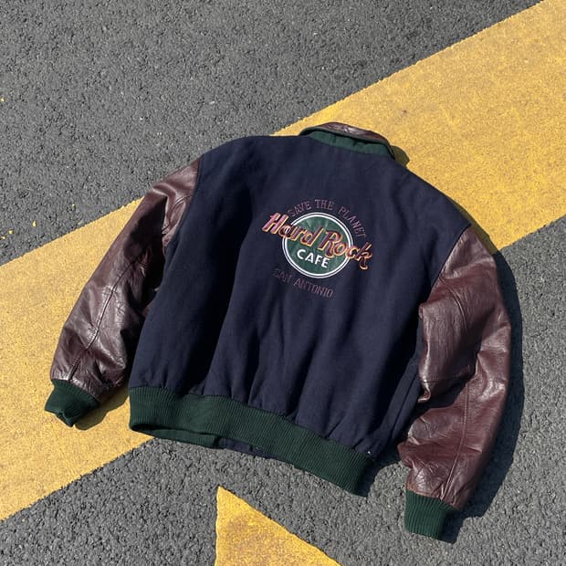 90's 하드락 카페 레더 바시티 자켓