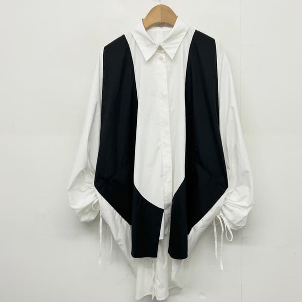 히로코 코시노 아방가르드 비대칭 셔츠