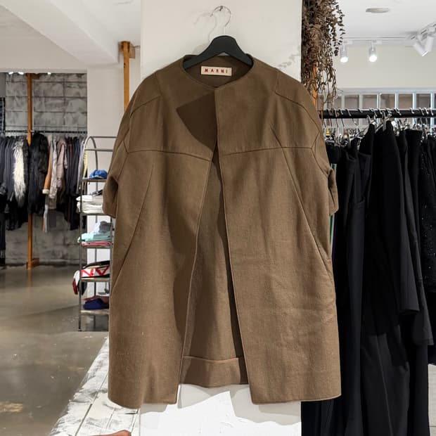 마르니 브라운 케이프 코트