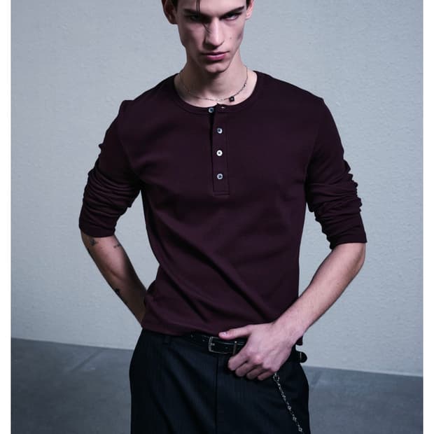 헬렛 버건디 헨리넥 