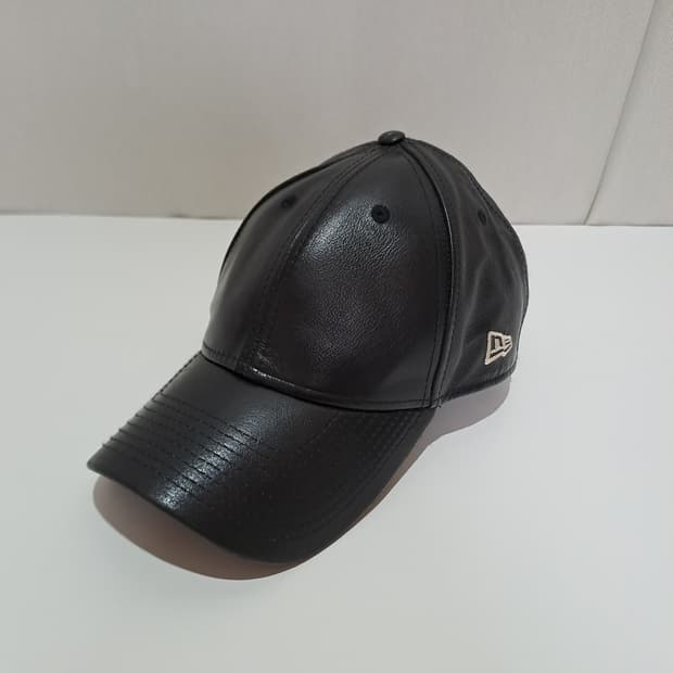 (택포) 뉴에라 소가죽 볼캡 FERR B321