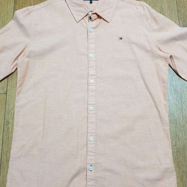 1113 타미힐피거 남방셔츠 95~100 사이즈입니다