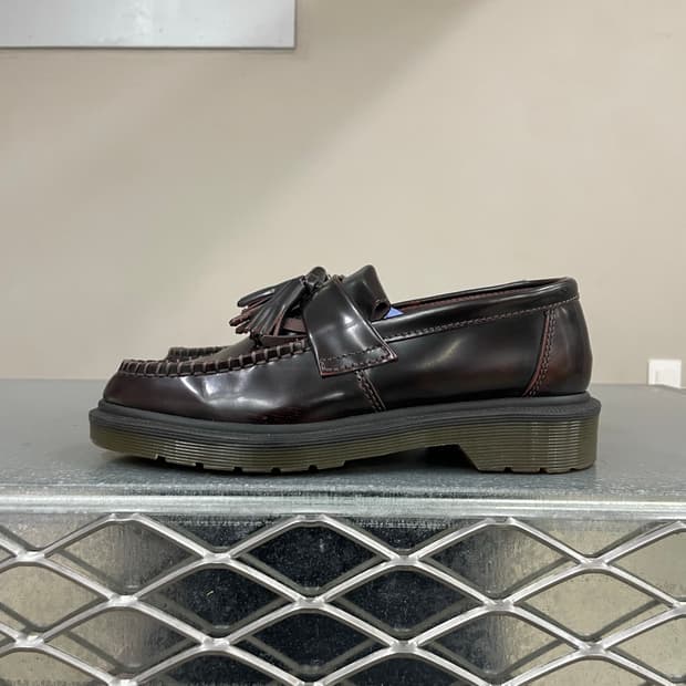 닥터마틴 아드리안 태슬 로퍼 uk4