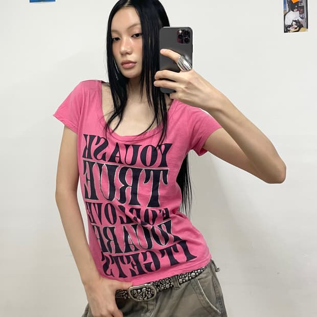 Black lettering Glossy pink T-shirt 