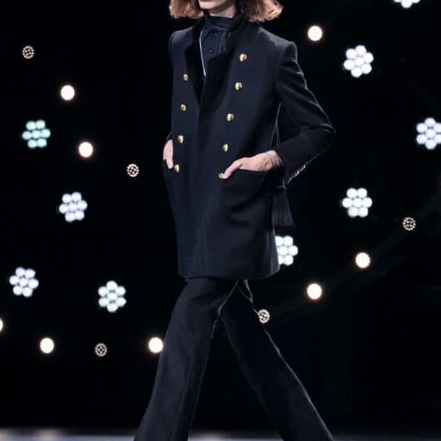 [NCT 도영님 착용] 셀린느 23fw 트리옴페 세일러 캡