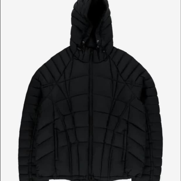 더콜디스트모먼트 경량패딩 블랙