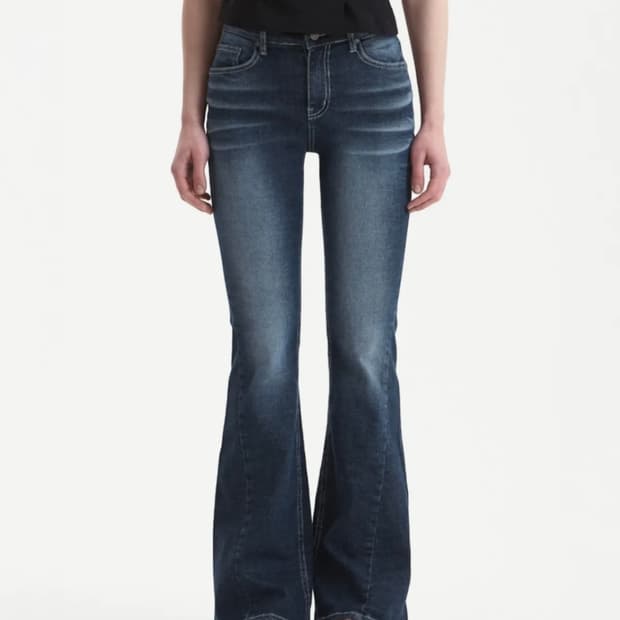 CAT WASHING MID-RISE JEANS