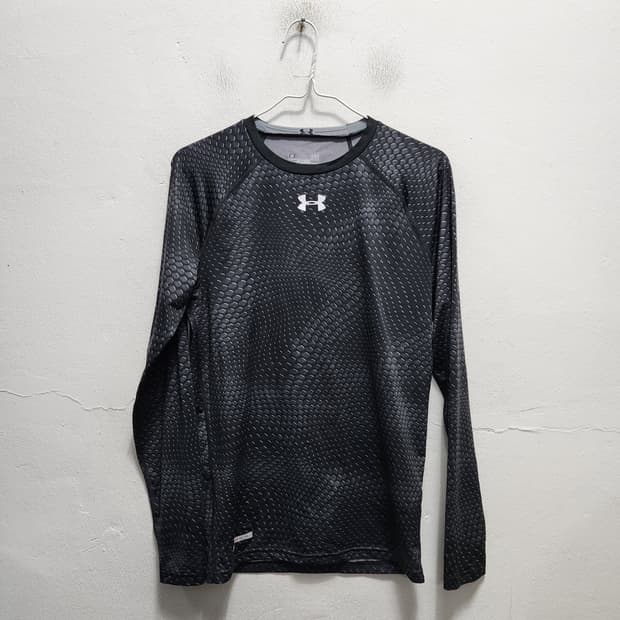 언더아머 히트기어 롱슬리브 드라이핏