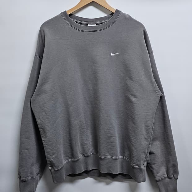 나이키 NRG 솔로스우시 맨투맨 XL