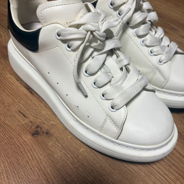 알렉산더맥퀸오버솔 정품a급 판매