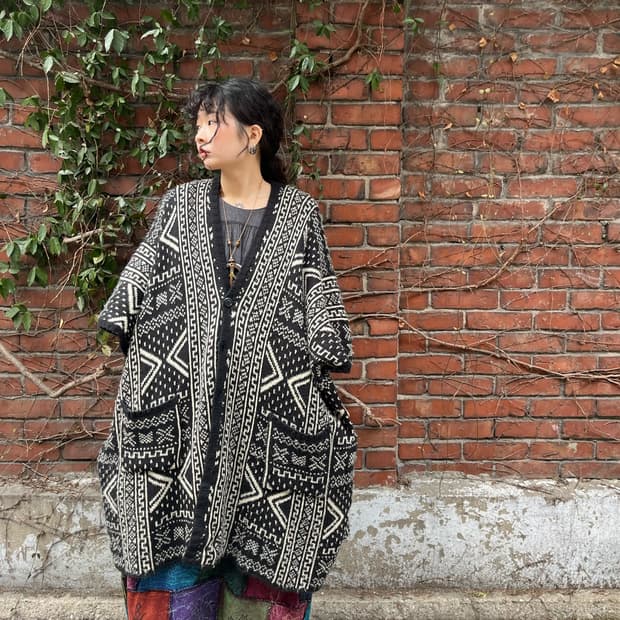 블랙 히피패턴 롱 케이프 니트 가디건