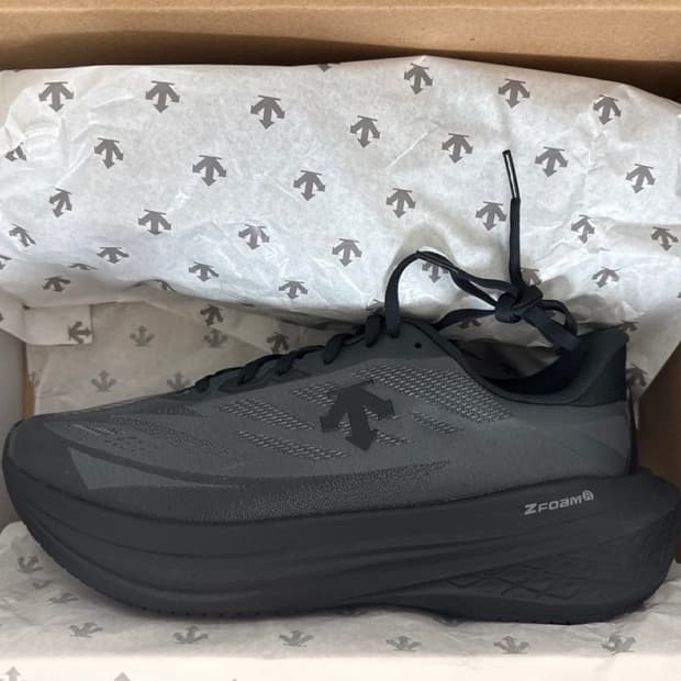 데상트 에너자이트 슈퍼V5 러닝화