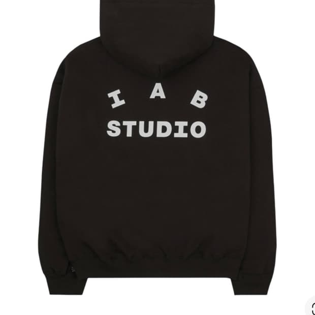 아이앱스튜디오 브라운 후드티