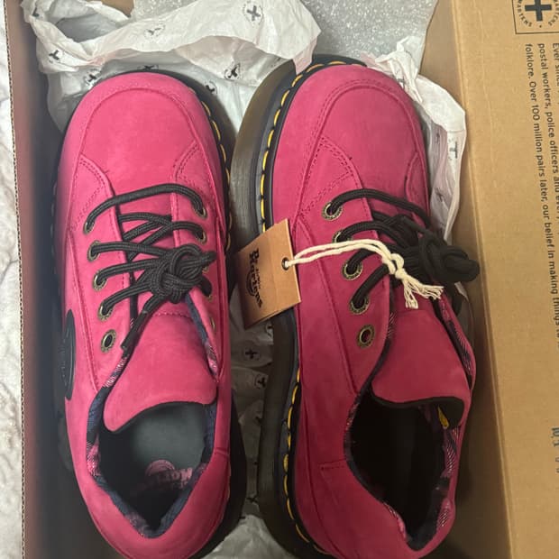 닥터마틴 버즈5아이 핑크 (새상품) 250