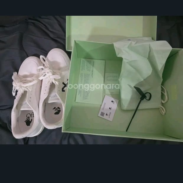 오프화이트 스니커즈 275