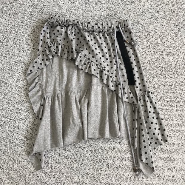 베이컨트 아카이브 도트 레이어드 스커트