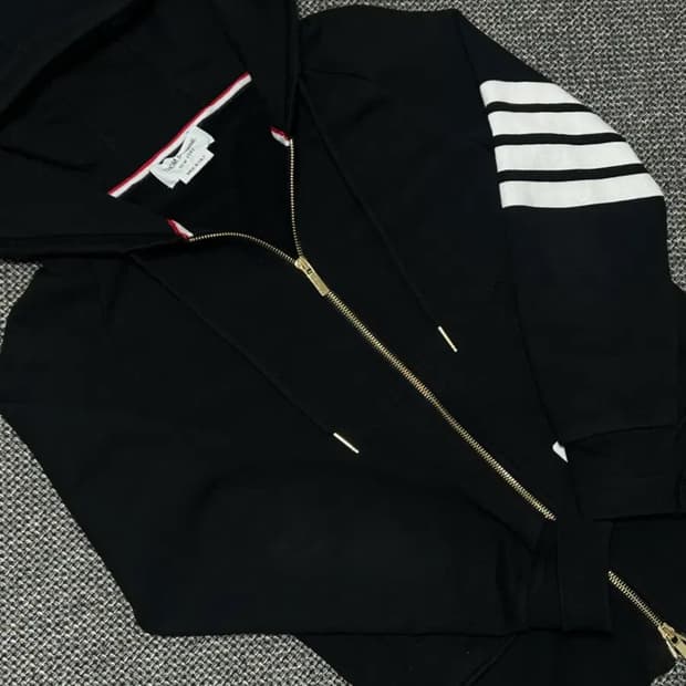 톰브라운 후드집업 블랙