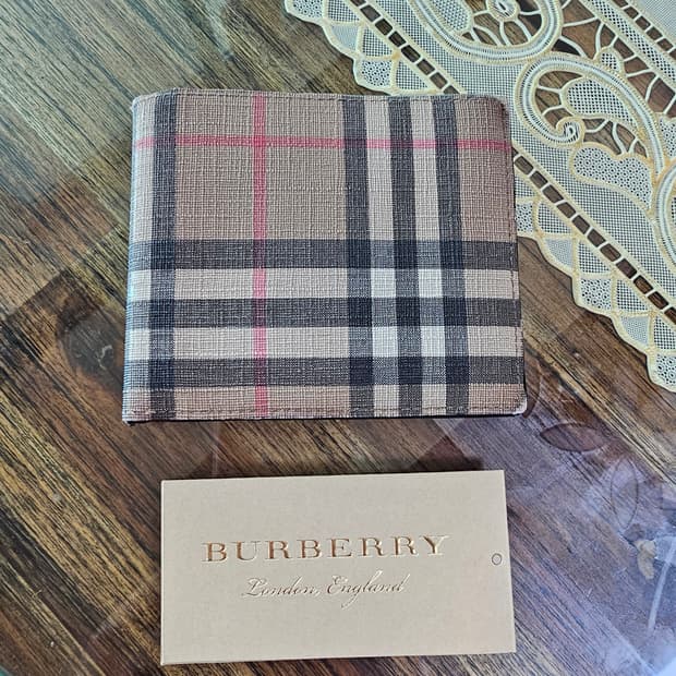 (정품) 버버리 체크 반지갑/80166111/개인/팝니다.
