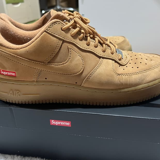 슈프림 된장포스 에어포스 나이키 275