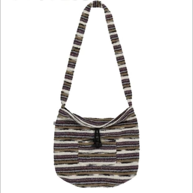 코이세이오 니트 크로스백