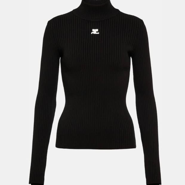 꾸레쥬(courreges) 모크넥 립 스웨터팝니다.
