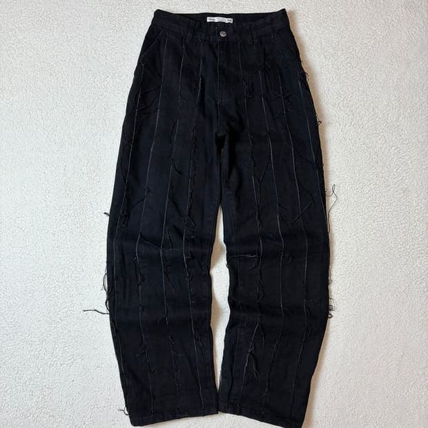 마뗑킴 22ss 커팅 루즈 데님 팬츠 PN7142