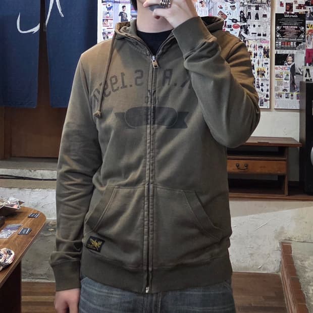 버커루 카키 y2k 프린팅 후드집업