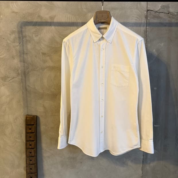 버버리 브릿 버튼다운 셔츠 100