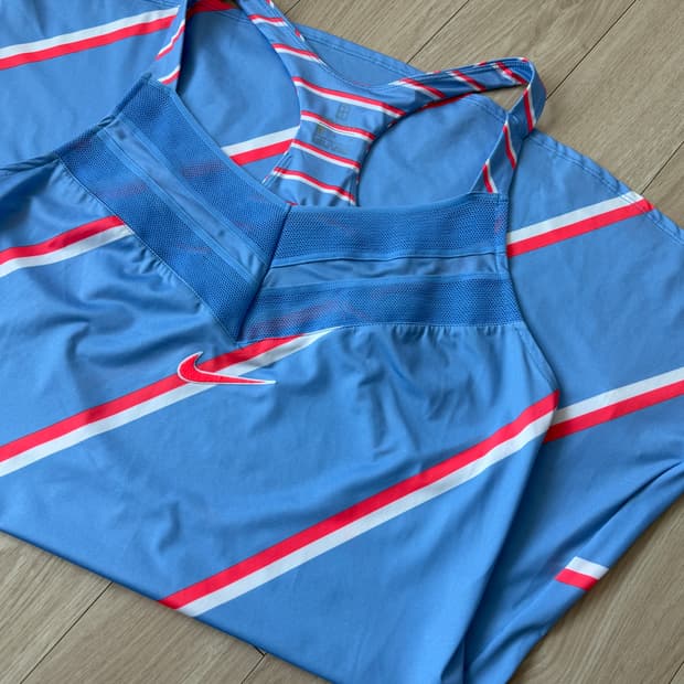 나이키 테니스 원피스 L