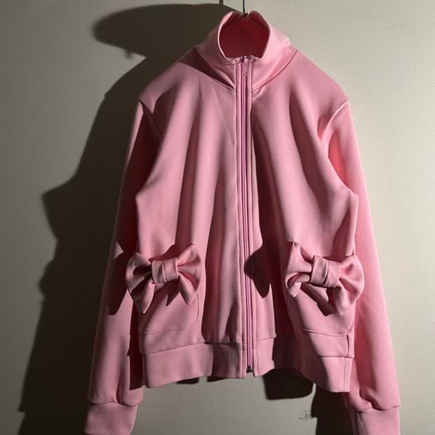 꼼데가르송 걸 트랙자켓 판매합니다 핑크