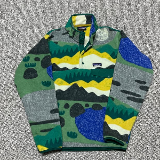 파타고니아 신칠라 18년도 제품 팝니다