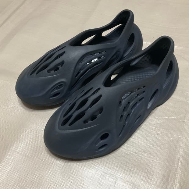 이지 폼러너 미네랄블루 285