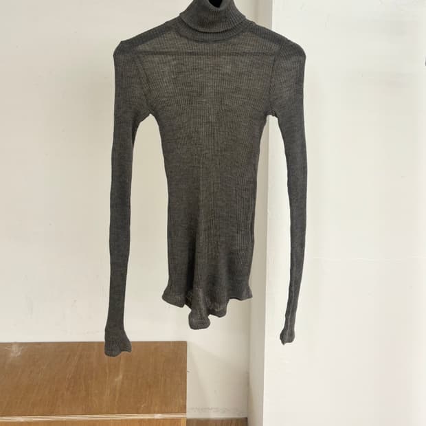 이자벨 마랑 골지 터틀넥 스웨터