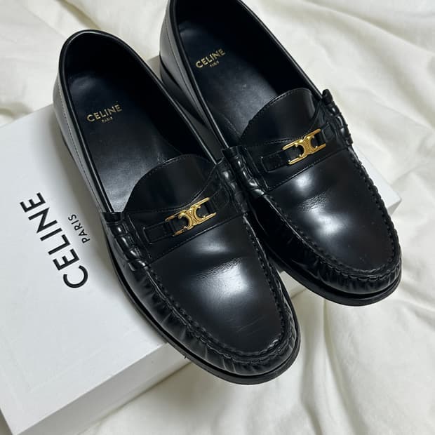 셀린느 루코 트리오페 로퍼