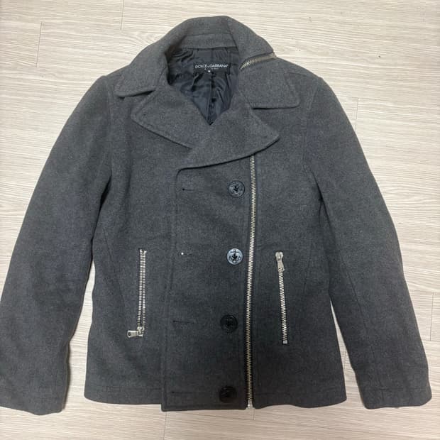 돌체엔가바나 피코트 44사이즈 