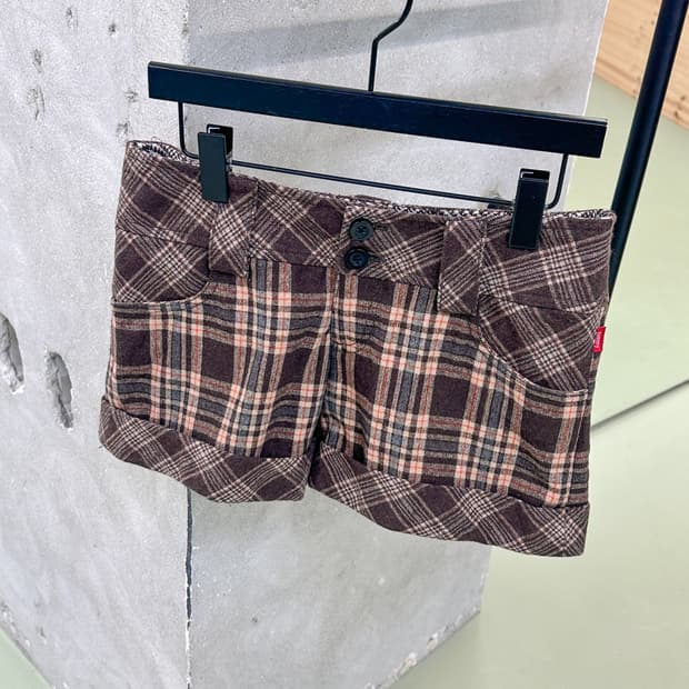 tommy girl check shorts