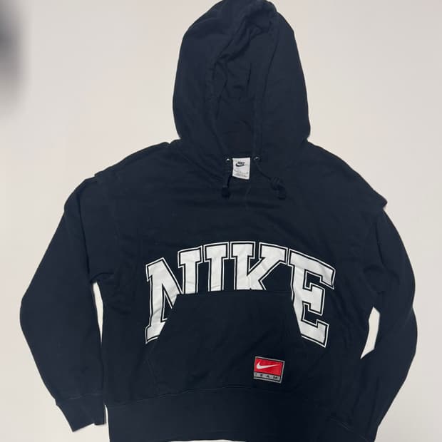 여성 나이키 팀 22년도 크롭 후드티 s 블랙