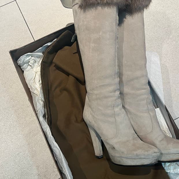 Gucci suede fur boots