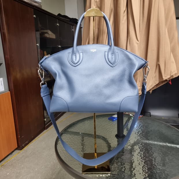 BERTONI 1949 베르토니 (보티첼리,이태리수입) 숄더백 /상태완벽