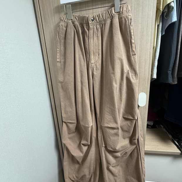 해칭룸 스노우 트랙팬츠 베이지 3