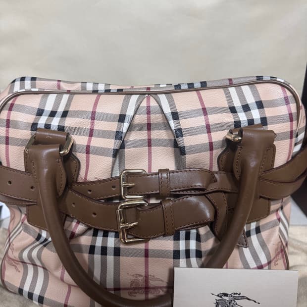 버버리 이중 버클 pvc 가방