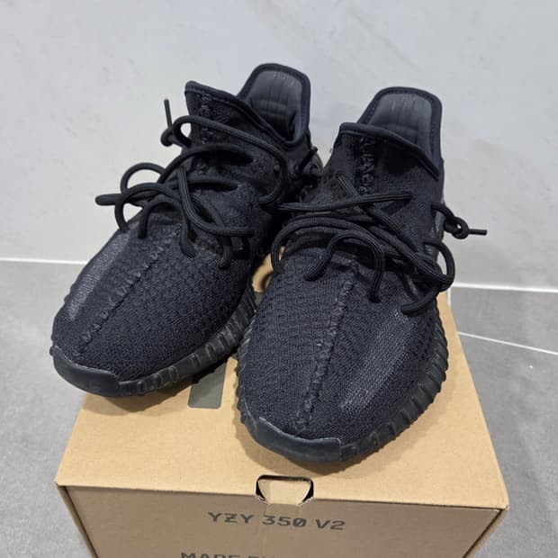 아디다스 이지 350 V2 오닉스 265