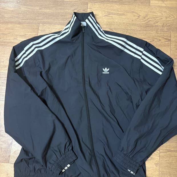 아디다스 아딜레늄 시즌 2 오버사이즈 집 트랙 탑(M)