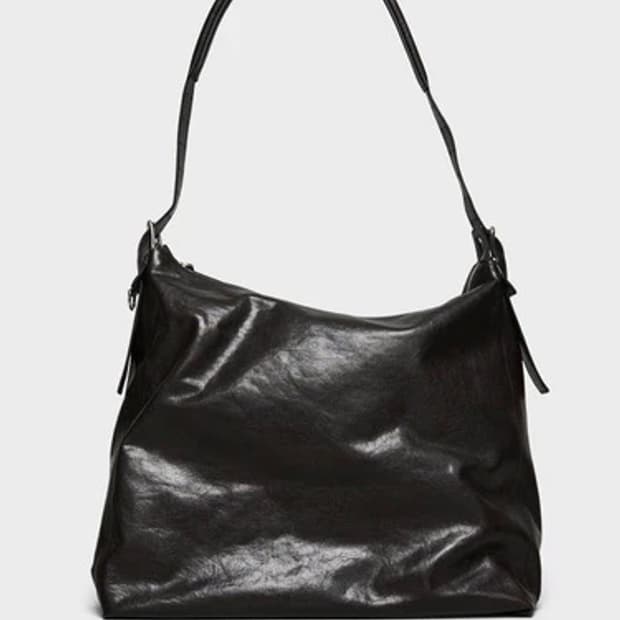 르메르 벨티드 호보백