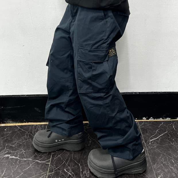 나이키 SB 더블포켓 와이드 카고 팬츠