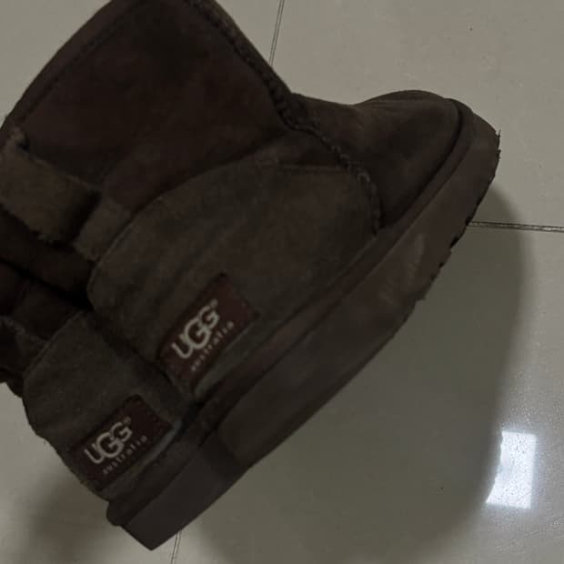 UGG 어그 부츠 브라운