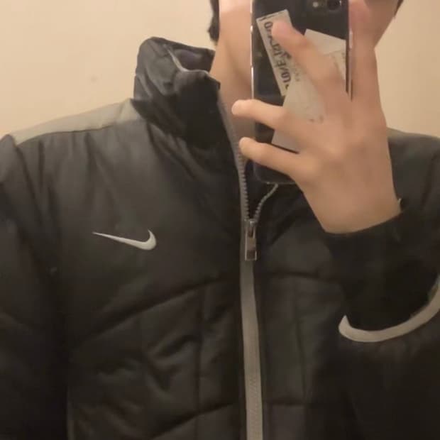 나이키 경량패딩 S