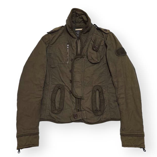 Share Spirit AW05 military